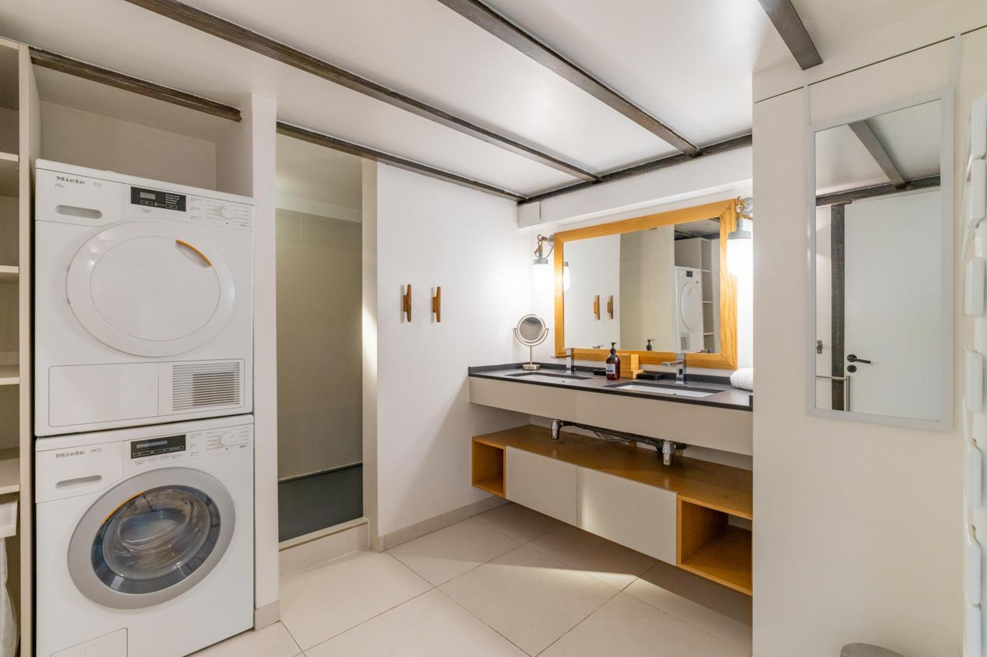 L'Arsenal - très bel appartement sur le Vieux-Port Marseille Extérieur photo
